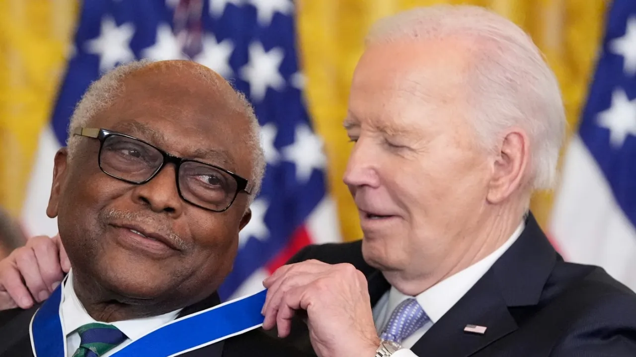 Looking For Retirement Homes? Run For Congress!